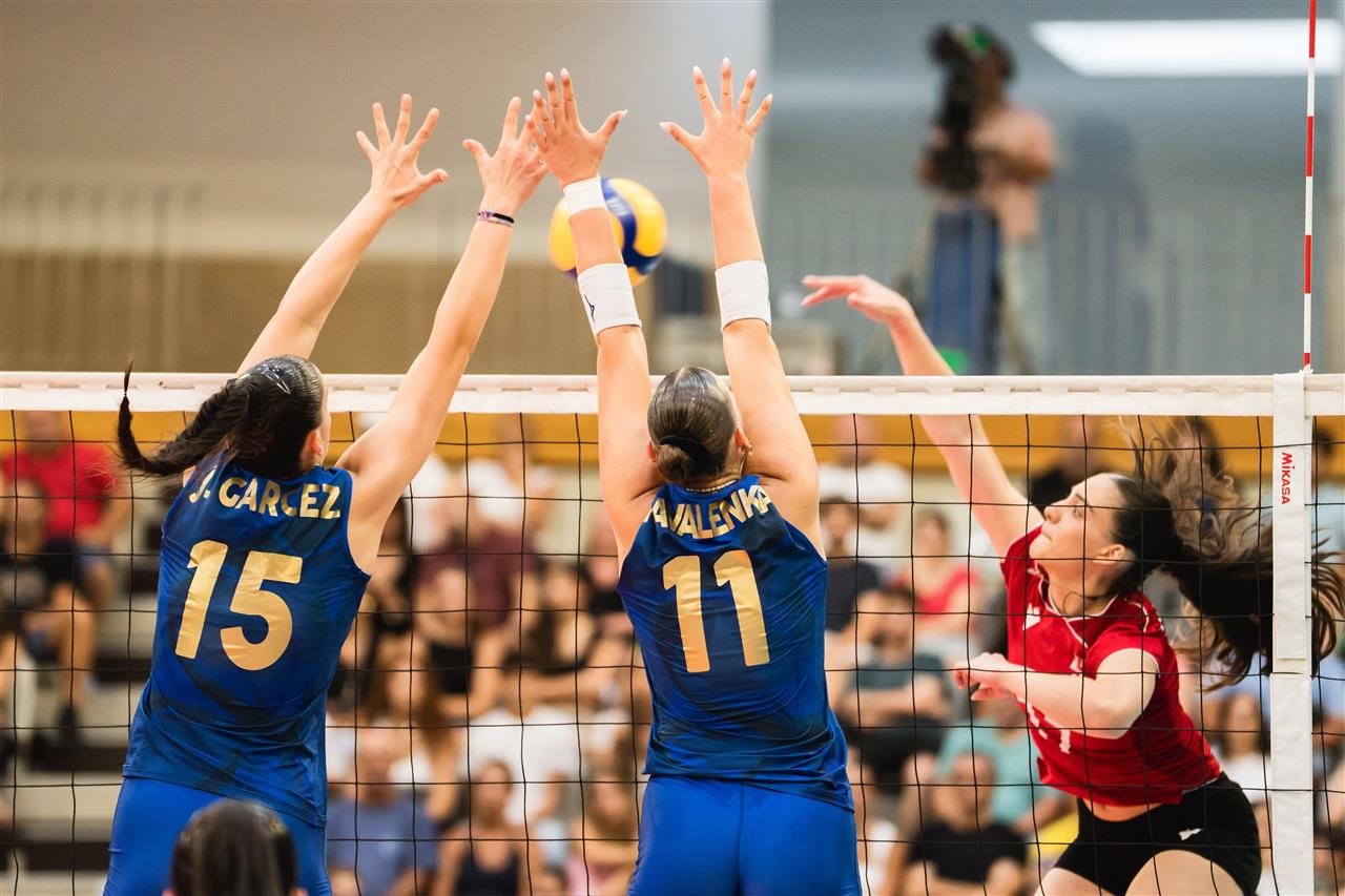 Portugal venceu a Geórgia em Santo Tirso e assegurou presença na fase final do Europeu de Voleibol 2026.